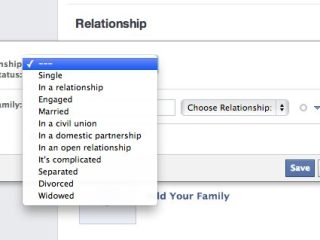 Does changing your relationship status notify the other person?