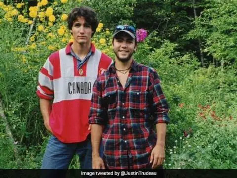 Does Justin Trudeau have brothers and sisters?