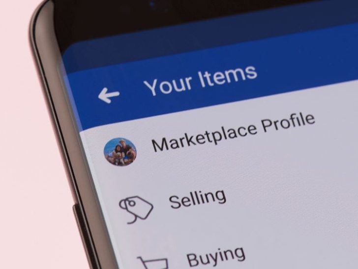 How does shipping an item work on Facebook Marketplace?