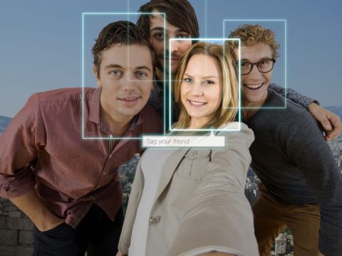 Can Facebook automatically tag?