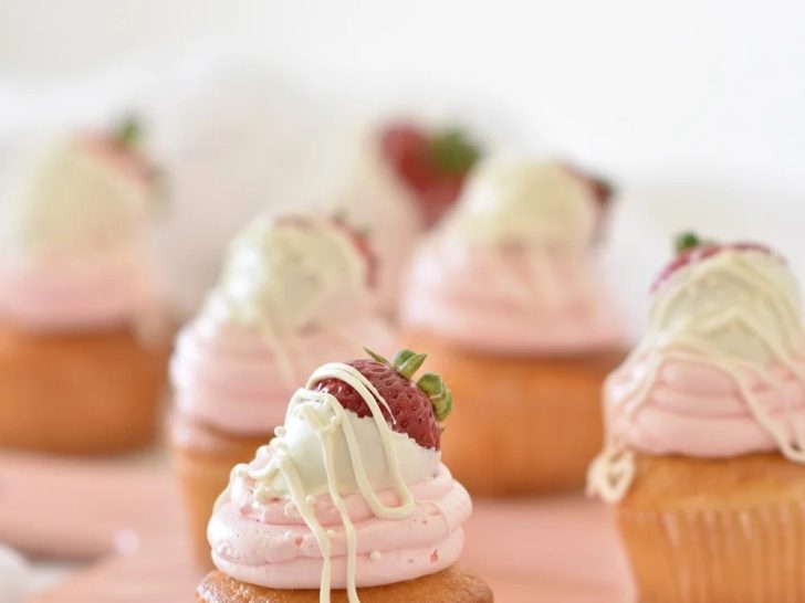 30 Easy Pink Dessert Ideas Perfect For A Bridal Shower / Wedding