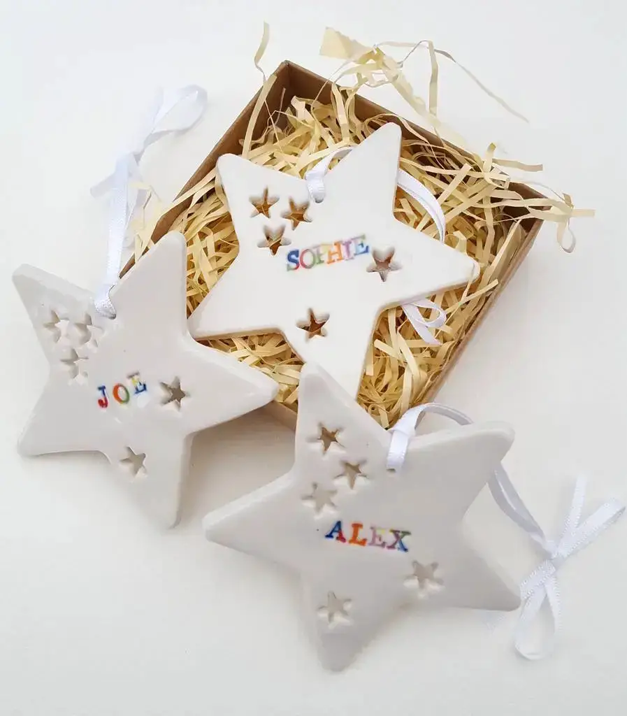 Christmas cracker favours