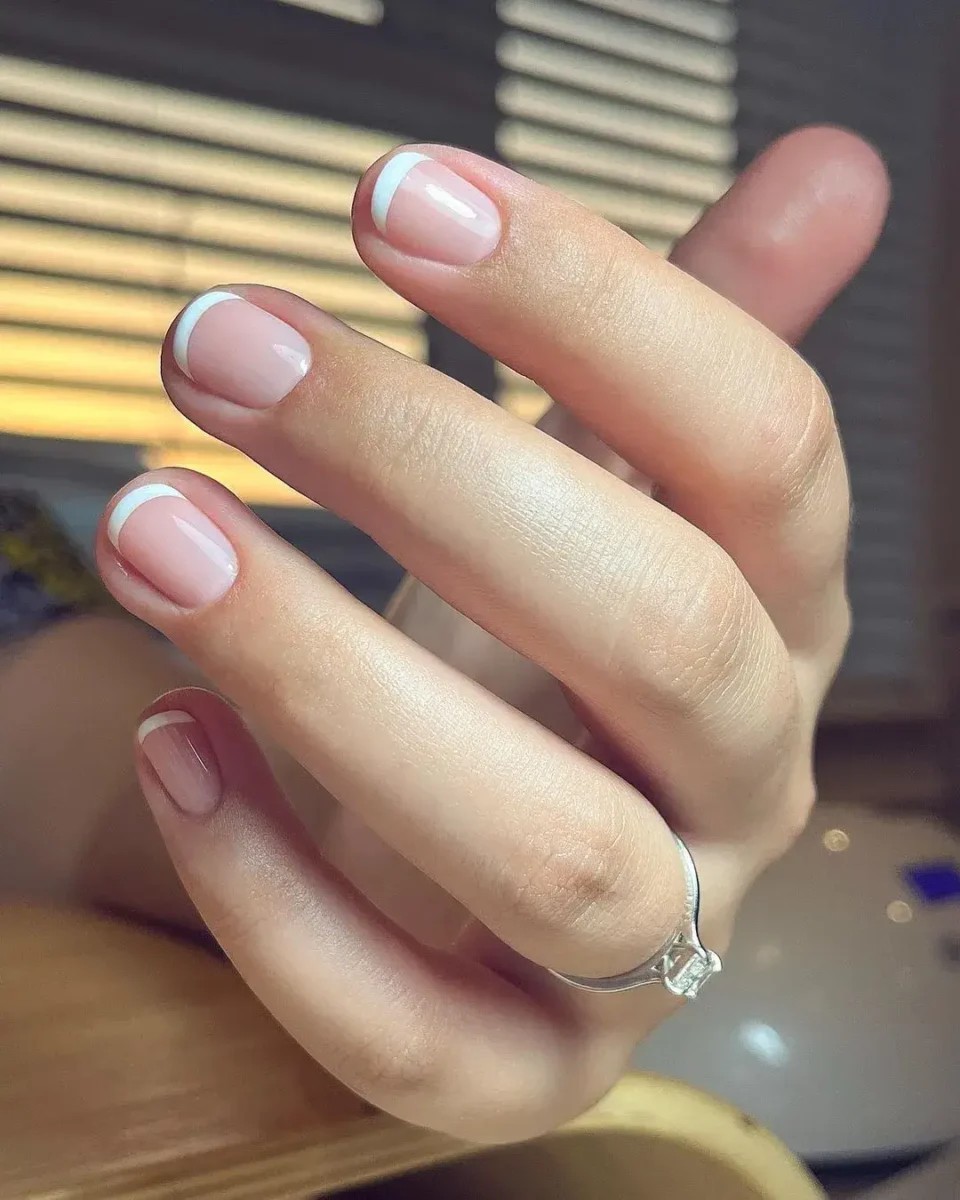 Nude nails