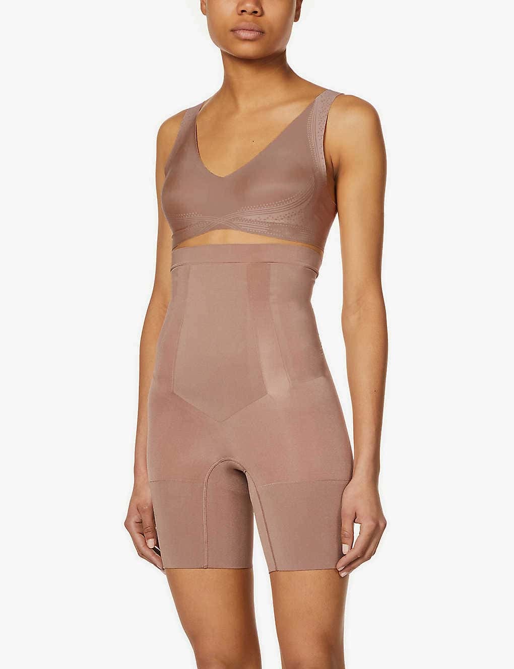 SHAPEWEAR AND CORRECT UNDERWEAR