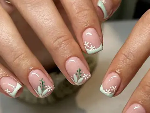 Summer Nails Perfect For A Summer Wedding